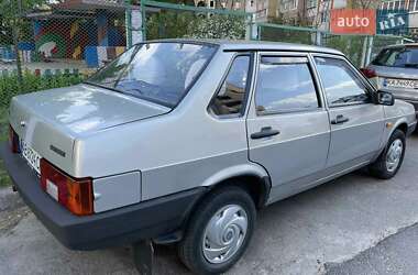 Седан ВАЗ / Lada 21099 2006 в Киеве