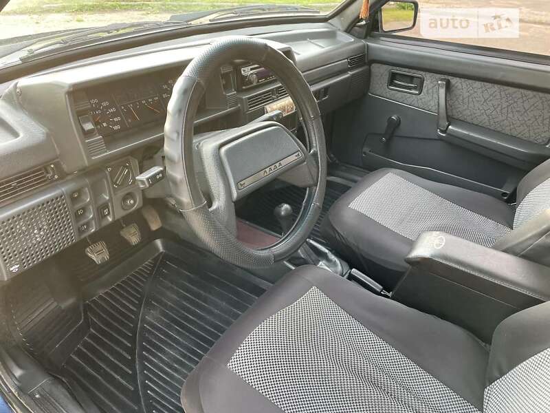 Седан ВАЗ / Lada 21099 2004 в Миколаєві