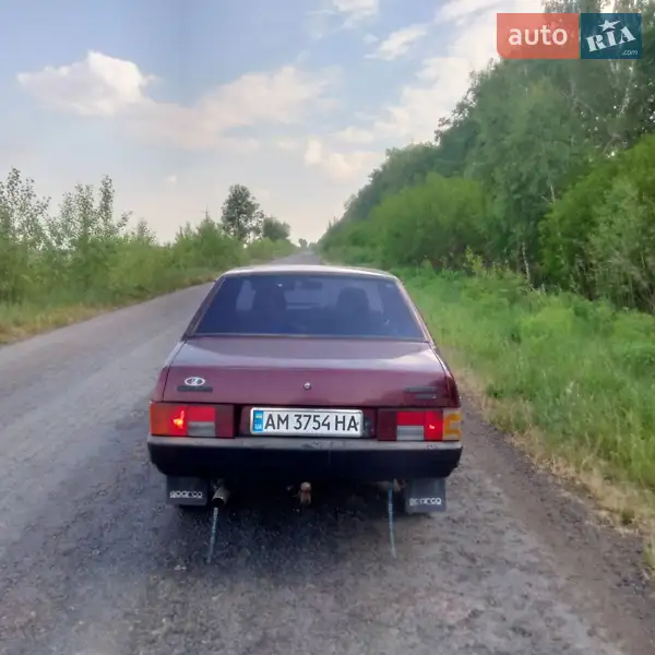 ВАЗ / Lada 21099