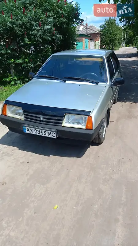 ВАЗ / Lada 21099