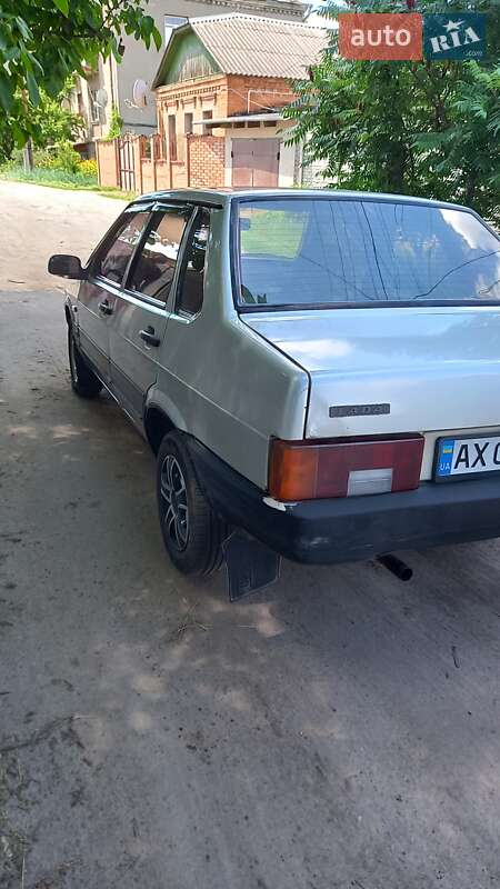 Седан ВАЗ / Lada 21099 1998 в Харкові