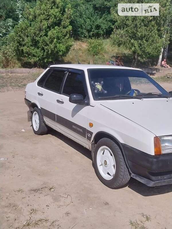 Седан ВАЗ / Lada 21099 1995 в Покрове