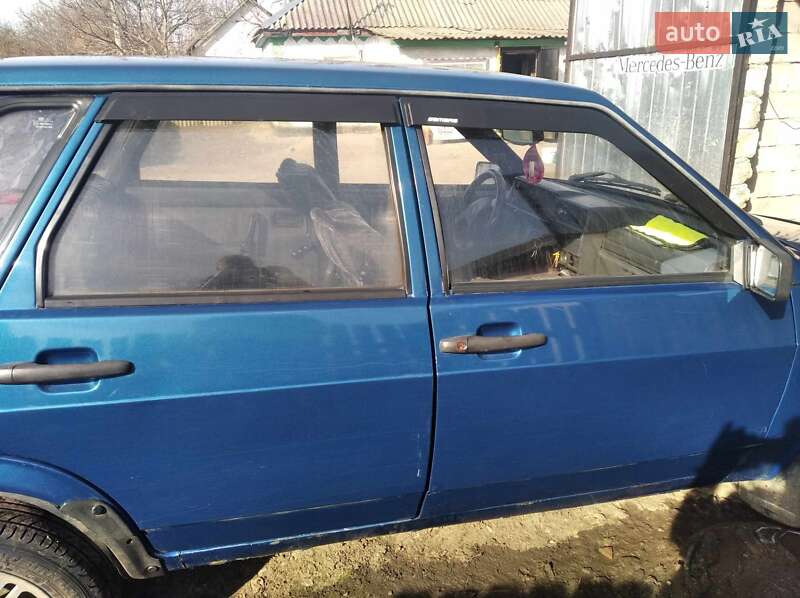 Седан ВАЗ / Lada 21099 1994 в Добровеличківці