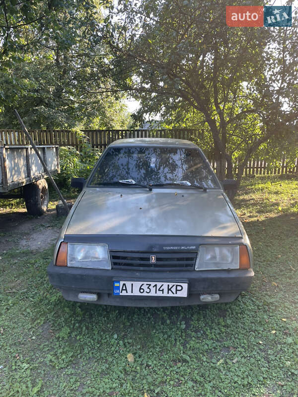 Седан ВАЗ / Lada 21099 2000 в Белой Церкви