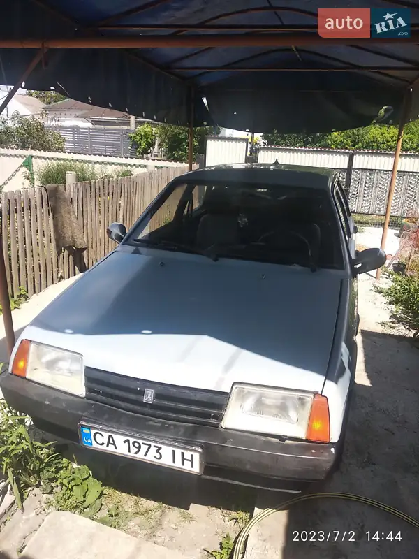 ВАЗ / Lada 21099