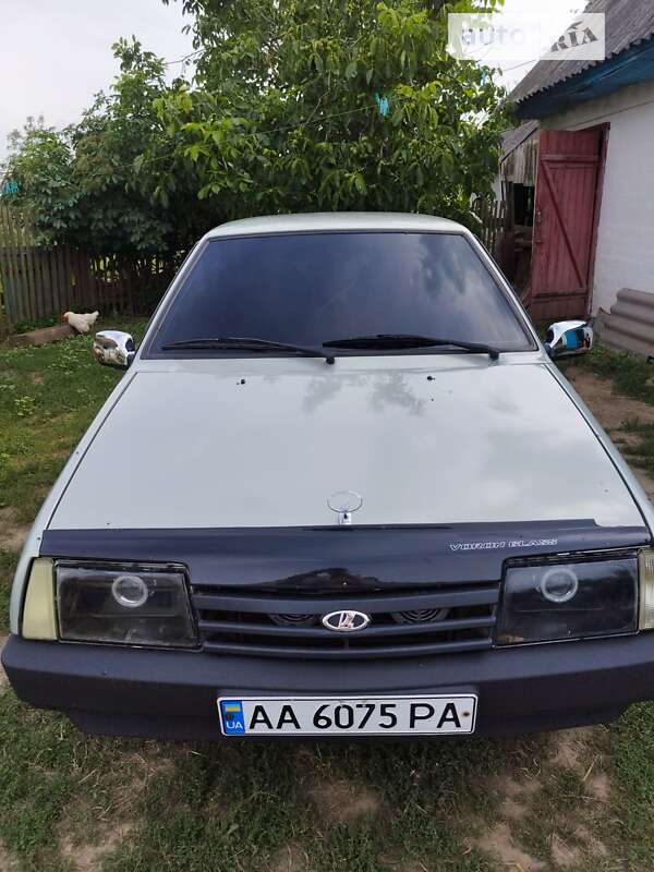 Седан ВАЗ / Lada 21099 2001 в Черкассах