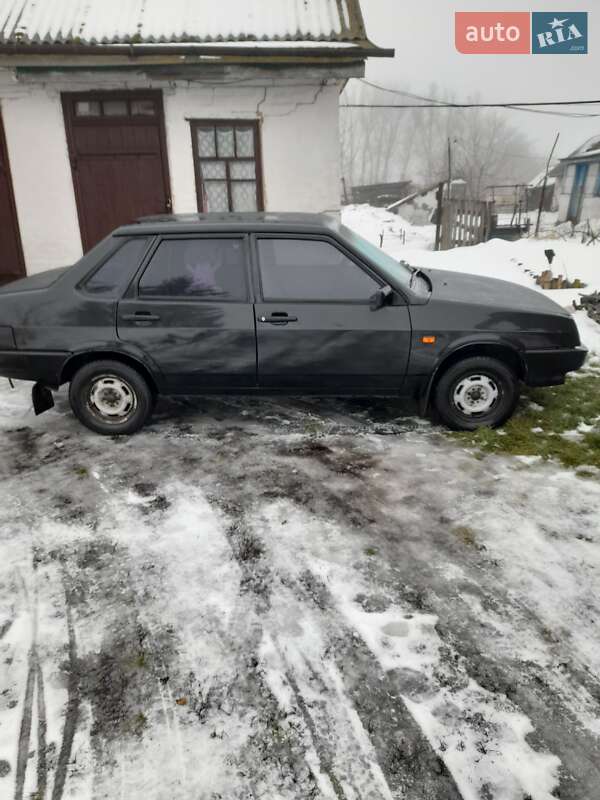 Седан ВАЗ / Lada 21099 2007 в Яготині