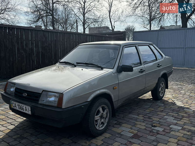 Седан ВАЗ / Lada 21099 2006 в Черкасах