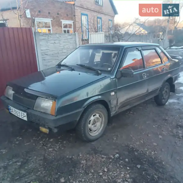 ВАЗ / Lada 21099