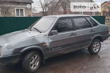 Седан ВАЗ / Lada 21099 1995 в Новояворівську