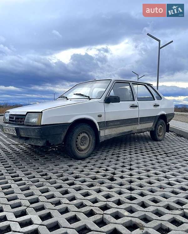 Седан ВАЗ / Lada 21099 1994 в Коломые