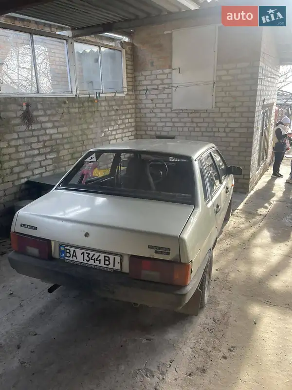ВАЗ / Lada 21099