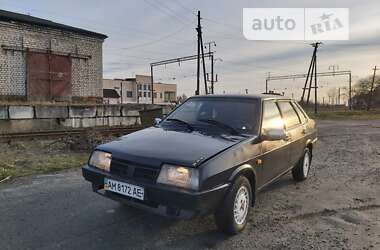 Седан ВАЗ / Lada 21099 2003 в Полонному