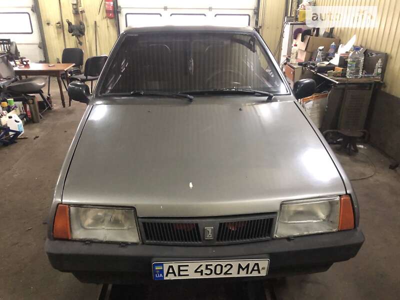 Седан ВАЗ / Lada 21099 1995 в Дніпрі