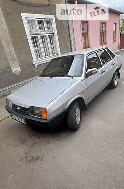 Седан ВАЗ / Lada 21099 2005 в Чернівцях