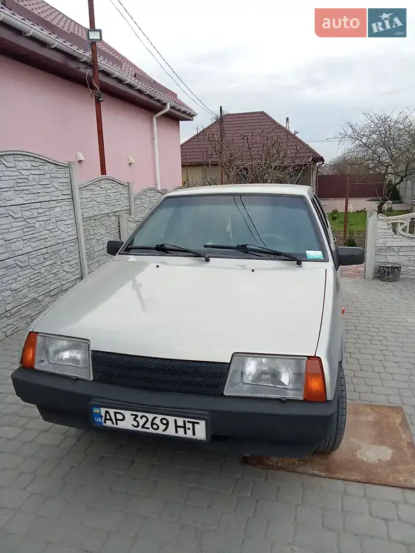 ВАЗ / Lada 21099