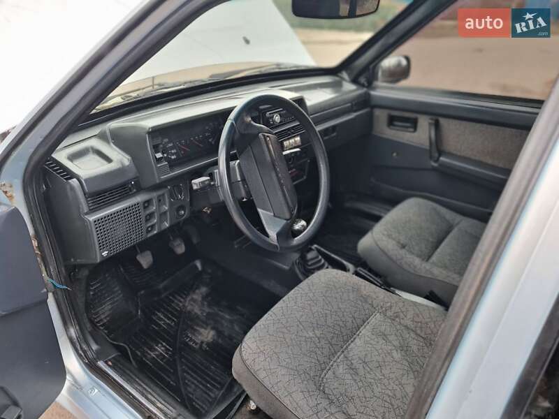 Седан ВАЗ / Lada 21099 2004 в Кривому Розі