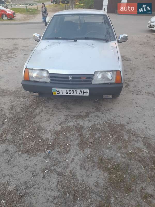 Седан ВАЗ / Lada 21099 2001 в Кременчуге