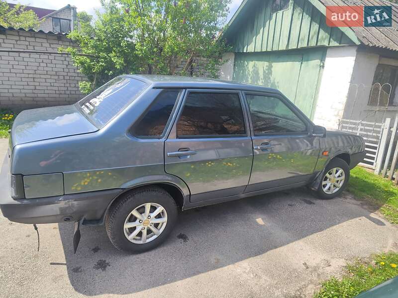 Седан ВАЗ / Lada 21099 2006 в Чернигове
