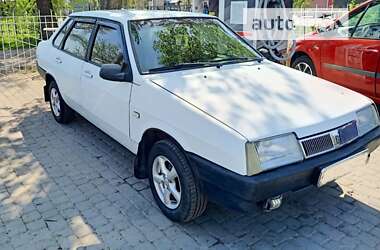 Седан ВАЗ / Lada 21099 1992 в Кременчуге