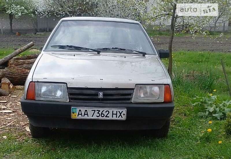 Седан ВАЗ / Lada 21099 2002 в Дубровице
