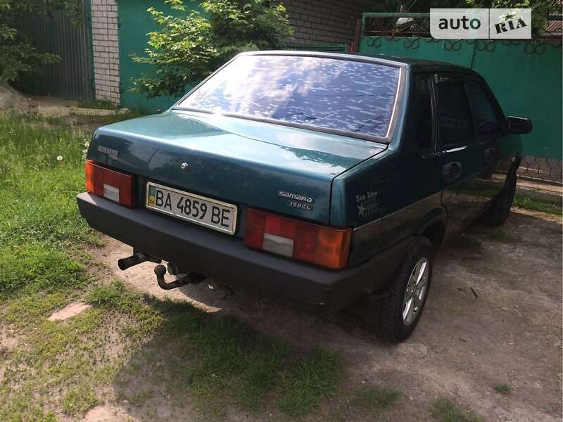Седан ВАЗ / Lada 21099 2001 в Светловодске