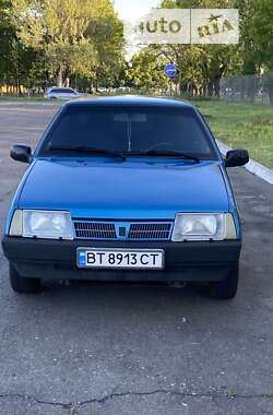 Седан ВАЗ / Lada 21099 1999 в Николаеве