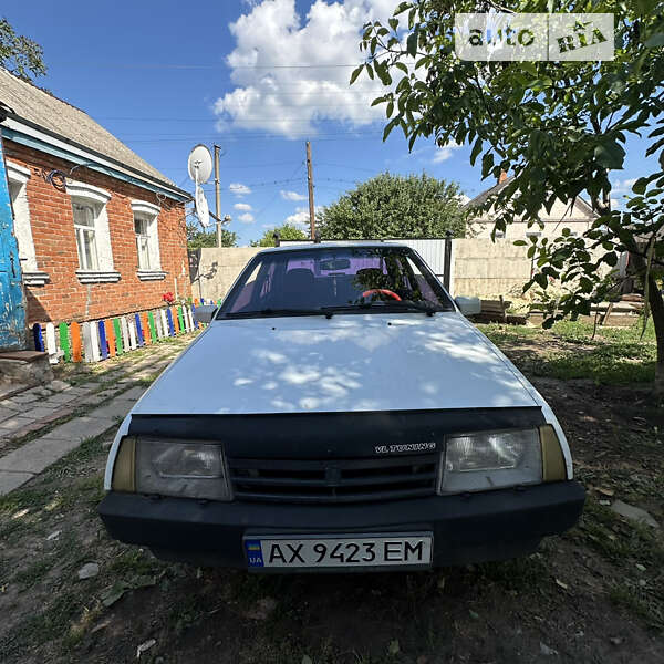 Седан ВАЗ / Lada 21099 2002 в Валках