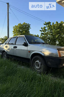 Седан ВАЗ / Lada 21099 2001 в Красилові