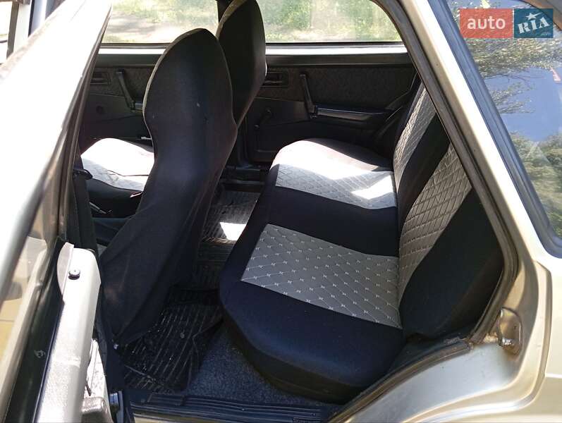 Седан ВАЗ / Lada 21099 2005 в Днепре