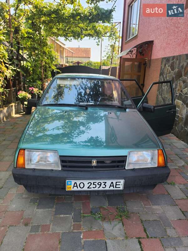 Седан ВАЗ / Lada 21099 2006 в Мукачево