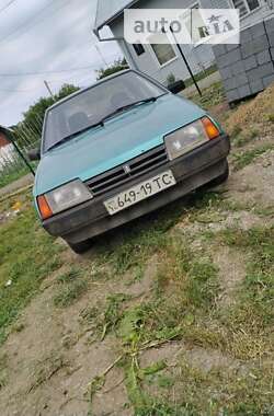 Седан ВАЗ / Lada 21099 1999 в Косове