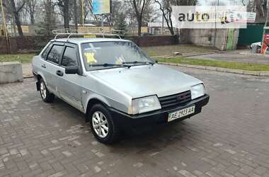 Седан ВАЗ / Lada 21099 2004 в Днепре