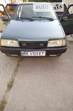 Седан ВАЗ / Lada 21099 2004 в Херсоне