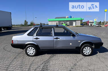 Седан ВАЗ / Lada 21099 2006 в Новомосковську