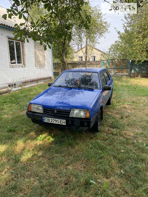 Седан ВАЗ / Lada 21099 2005 в Чернигове