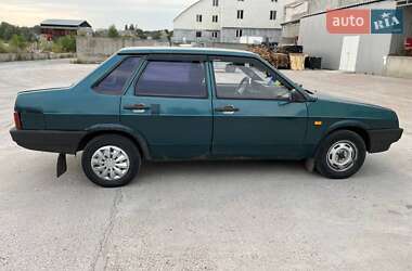 Седан ВАЗ 21099 1999 в 