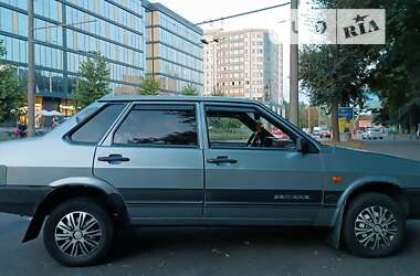 Седан ВАЗ / Lada 21099 2006 в Ровно