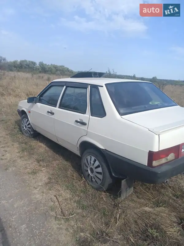 ВАЗ / Lada 21099