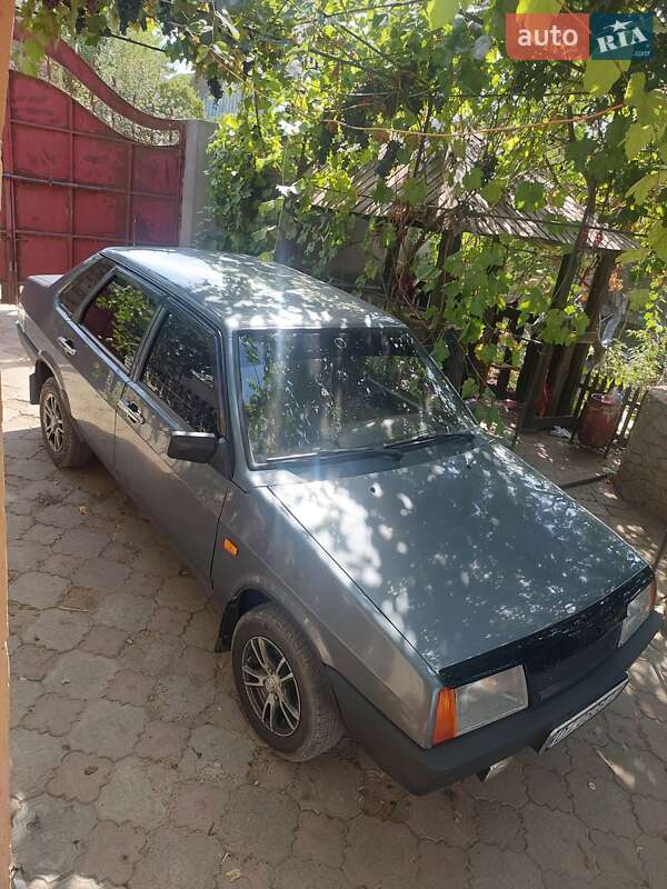 Седан ВАЗ / Lada 21099 2009 в Снигиревке