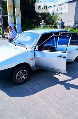 Седан ВАЗ / Lada 21099 1998 в Львове