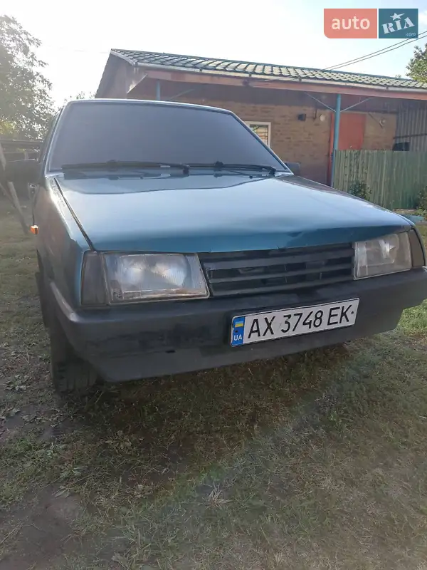 ВАЗ / Lada 21099