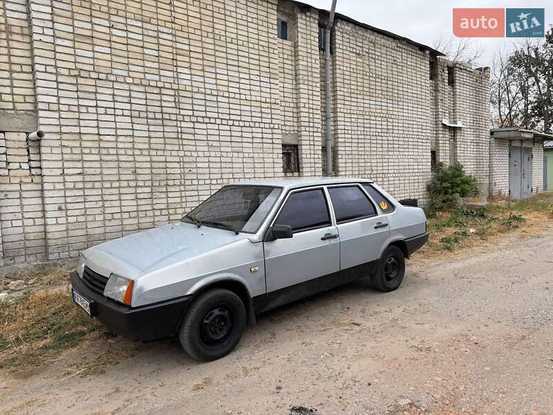 Седан ВАЗ / Lada 21099 2004 в Харкові