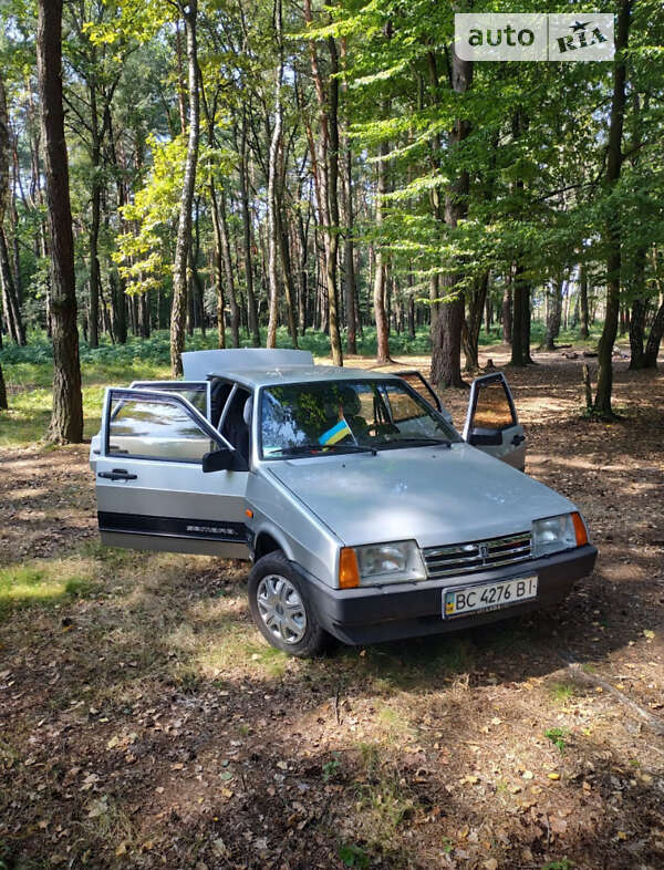 Седан ВАЗ / Lada 21099 2005 в Золочеве