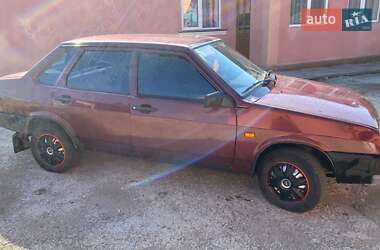Седан ВАЗ 21099 2007 в  фото 3 Седан ВАЗ 21099 2007 в