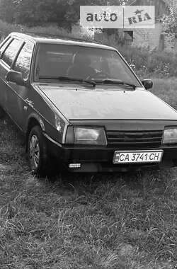 Седан ВАЗ / Lada 21099 2001 в Новоукраїнці