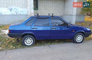 Седан ВАЗ / Lada 21099 2004 в Чернигове