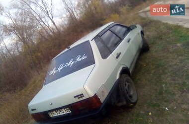 Седан ВАЗ / Lada 21099 2000 в Днепре