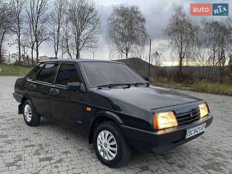 Седан ВАЗ / Lada 21099 2006 в Львове