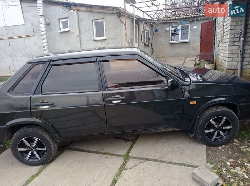 Седан ВАЗ / Lada 21099 1999 в Тарутине
